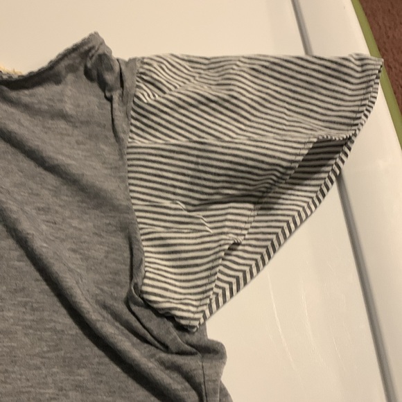 Women’s LG Top - Picture 2 of 4